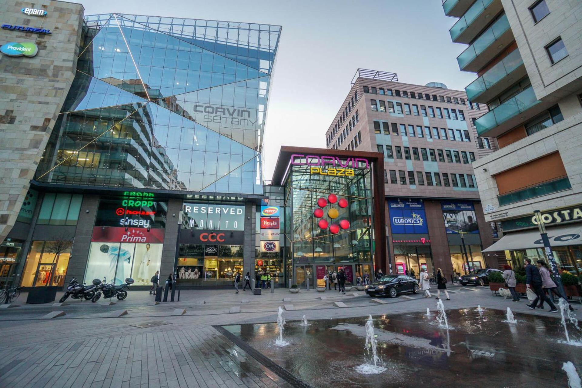 Mega Sale - Book Now - Corvin Royal Apartments Budapesta Exterior foto